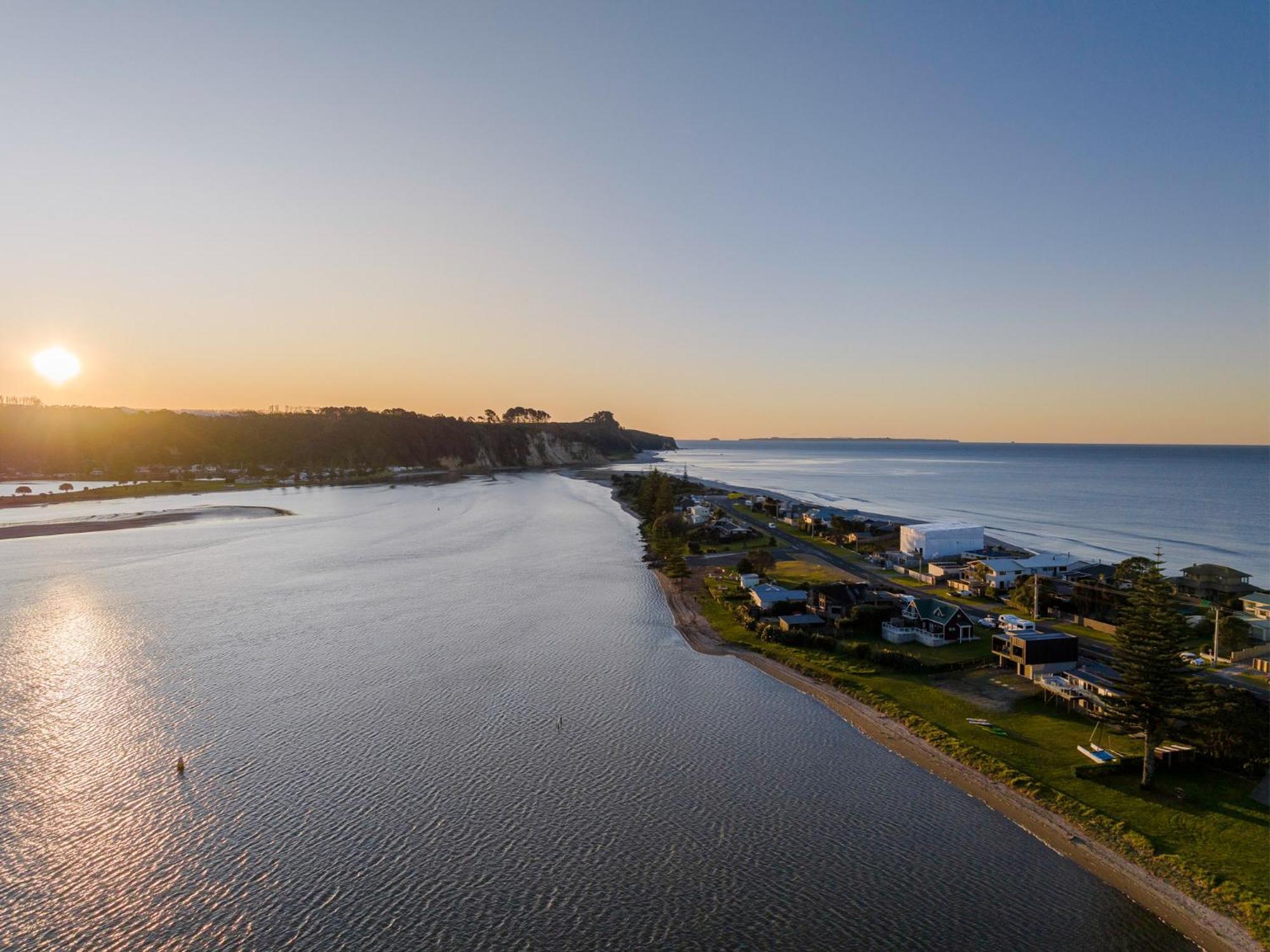 Pukehina Estuary Sunset Views Holiday Home Εξωτερικό φωτογραφία